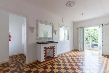 Casa à venda com 613m², 4 quartos e 1 vaga Casa à venda com 613m², 4 quartos e 1 vagaBanheiro