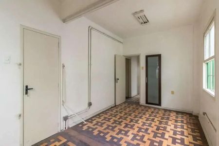 Casa à venda com 613m², 4 quartos e 1 vaga Casa à venda com 613m², 4 quartos e 1 vagaCorredor