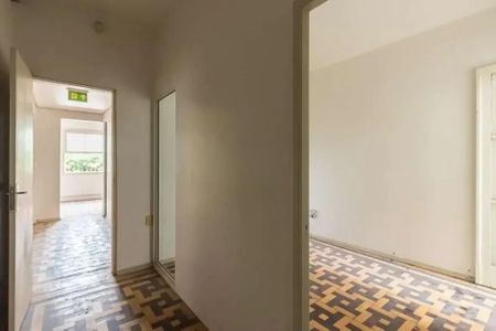Casa à venda com 613m², 4 quartos e 1 vaga Casa à venda com 613m², 4 quartos e 1 vagaCorredor