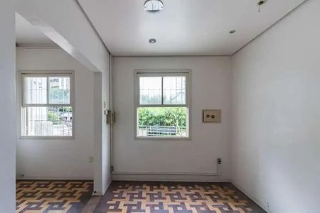 Casa à venda com 613m², 4 quartos e 1 vaga Casa à venda com 613m², 4 quartos e 1 vagaSala de Jantar