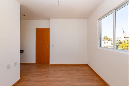 Apartamento à venda com 102m², 2 quartos e 2 vagas Apartamento à venda com 102m², 2 quartos e 2 vagasSuíte
