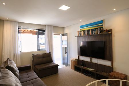 Sala de TV de apartamento à venda com 3 quartos, 190m² em São Lucas, Belo Horizonte