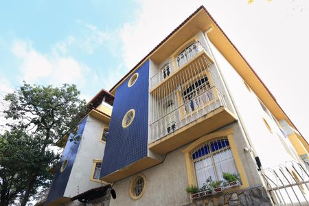 Apartamento à venda com 190m², 3 quartos e 1 vagaFachada