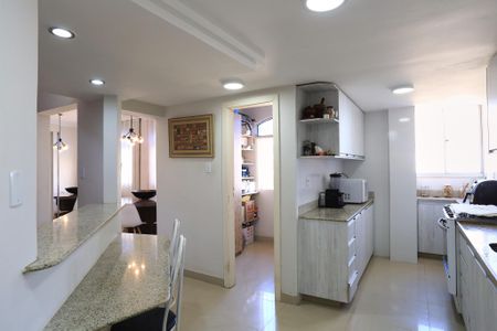 Apartamento à venda com 190m², 3 quartos e 1 vagaCozinha