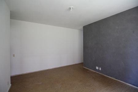 Sala de apartamento para alugar com 2 quartos, 52m² em Taquara, Rio de Janeiro