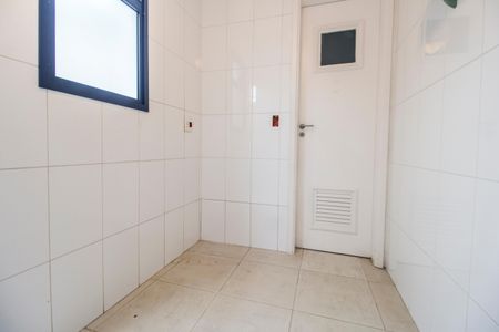 Casa de condomínio à venda com 180m², 3 quartos e 2 vagas Casa de condomínio à venda com 180m², 3 quartos e 2 vagasÁrea de Serviço