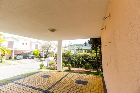 Casa de condomínio à venda com 180m², 3 quartos e 2 vagas Casa de condomínio à venda com 180m², 3 quartos e 2 vagasGaragem