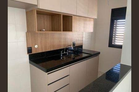 Apartamento à venda com 1 quarto, 48m² em Cambuí, Campinas