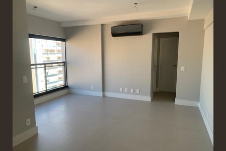 Apartamento à venda com 1 quarto, 48m² em Cambuí, Campinas