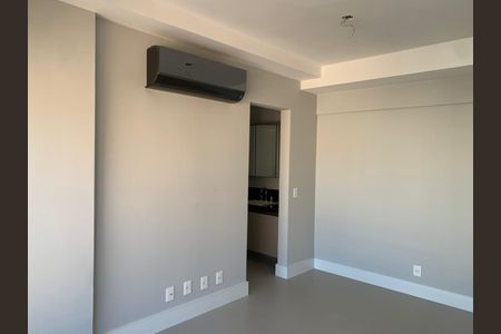 Apartamento à venda com 1 quarto, 48m² em Cambuí, Campinas