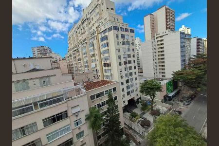 Apartamento à venda com 110m², 3 quartos e 1 vaga