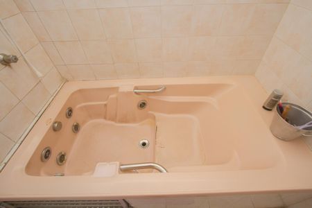 Casa à venda com 179m², 3 quartos e 2 vagasBanheiro do Quarto 