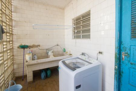 Casa à venda com 179m², 3 quartos e 2 vagasÁrea de Serviço