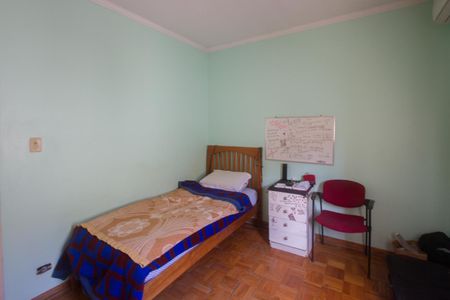 Casa à venda com 179m², 3 quartos e 2 vagasQuarto 2