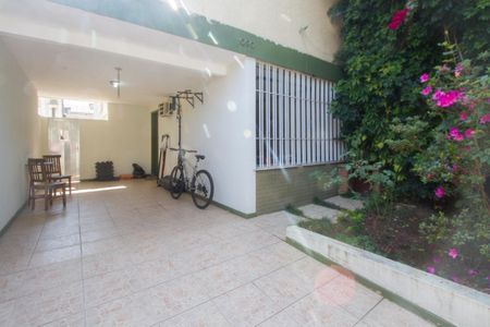 Casa à venda com 179m², 3 quartos e 2 vagasÁrea comum