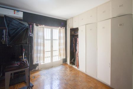 Casa à venda com 179m², 3 quartos e 2 vagasQuarto 3