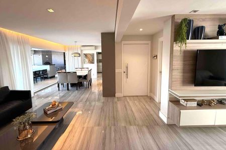Apartamento à venda com 220m², 3 quartos e 4 vagas
