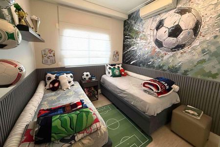 Apartamento à venda com 220m², 3 quartos e 4 vagas