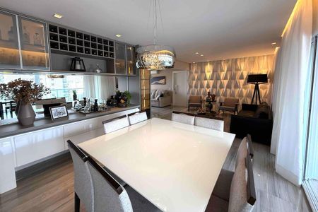 Apartamento à venda com 220m², 3 quartos e 4 vagas