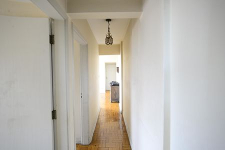 Apartamento à venda com 82m², 2 quartos e 1 vagaCorredor