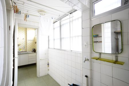 Apartamento à venda com 82m², 2 quartos e 1 vagaÁrea de Serviço