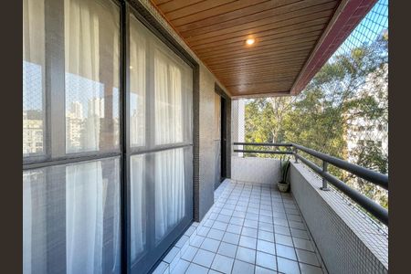 Apartamento à venda com 131m², 4 quartos e 3 vagasFoto 06