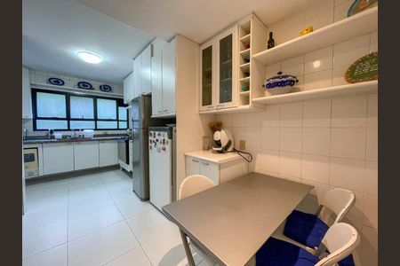 Apartamento à venda com 131m², 4 quartos e 3 vagasFoto 16