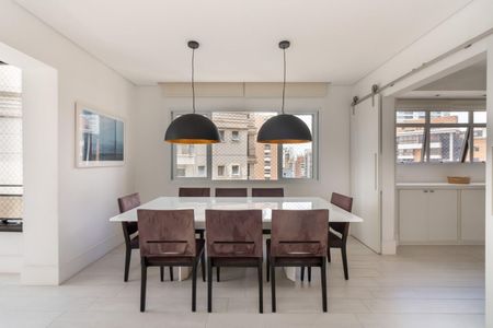 Apartamento à venda com 4 quartos, 209m² em Vila Nova Conceição, São Paulo