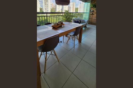 Apartamento à venda com 4 quartos, 133m² em Parque Reboucas, São Paulo