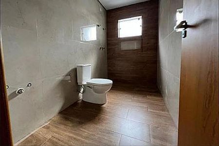 Casa à venda com 395m², 3 quartos e 4 vagas