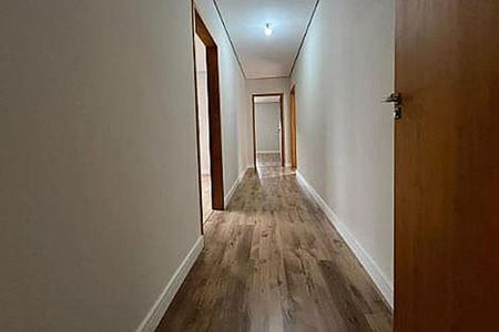 Casa à venda com 395m², 3 quartos e 4 vagas