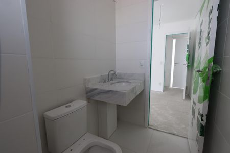 Apartamento à venda com 117m², 2 quartos e 2 vagasBanheiro 2 da Suíte 1