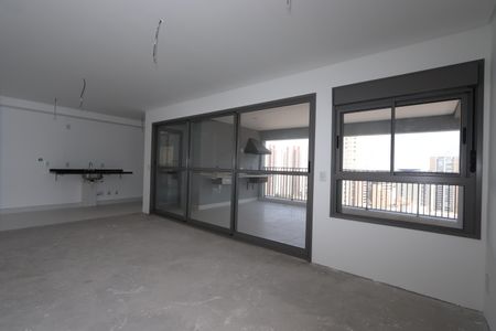 Apartamento à venda com 117m², 2 quartos e 2 vagasSala