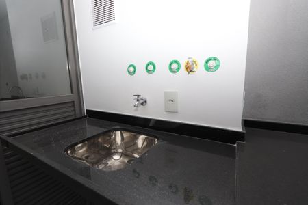 Apartamento à venda com 117m², 2 quartos e 2 vagasLavanderia