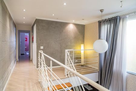 Casa para alugar com 250m², 3 quartos e 4 vagasCorredor