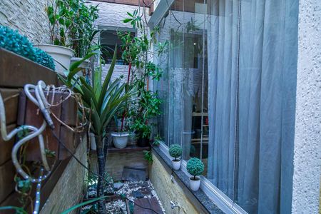 Casa para alugar com 250m², 3 quartos e 4 vagasSala- Jardim