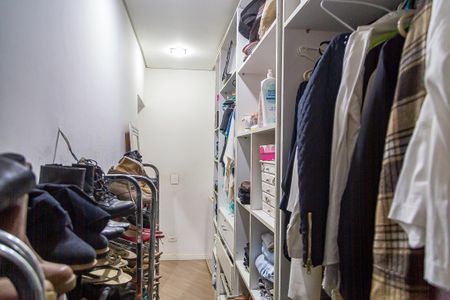 Casa para alugar com 250m², 3 quartos e 4 vagasCloset