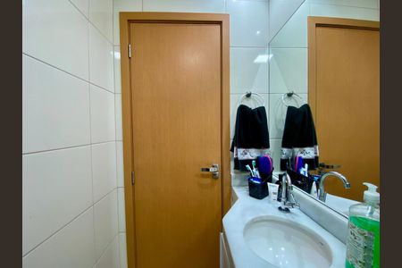 Apartamento para alugar com 62m², 2 quartos e 1 vagaBanheiro