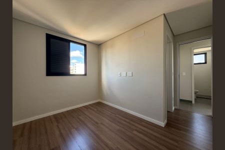 Apartamento à venda com 103m², 2 quartos e 2 vagas Apartamento à venda com 103m², 2 quartos e 2 vagasSuíte