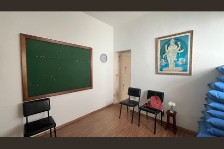 Casa à venda com 80m², 2 quartos e 1 vaga Casa à venda com 80m², 2 quartos e 1 vagaSala