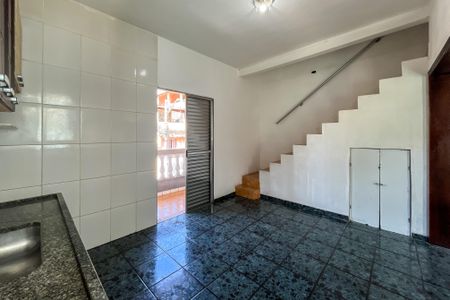 Casa para alugar com 120m², 2 quartos e 1 vagaCozinha