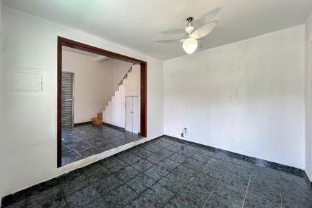 Casa para alugar com 120m², 2 quartos e 1 vagaSala 