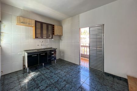 Casa para alugar com 120m², 2 quartos e 1 vagaCozinha