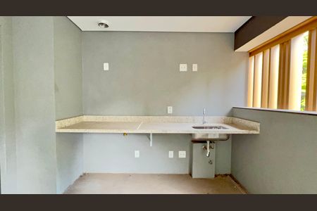 Apartamento à venda com 277m², 4 quartos e 4 vagasVaranda