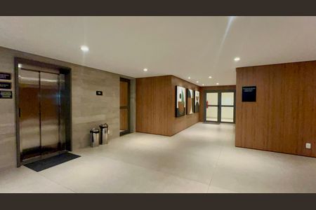 Apartamento à venda com 277m², 4 quartos e 4 vagasHall de entrada