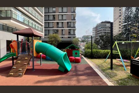 Apartamento à venda com 277m², 4 quartos e 4 vagasPlayground
