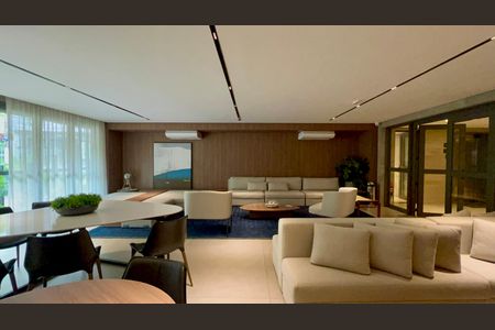 Apartamento à venda com 277m², 4 quartos e 4 vagasÁrea comum