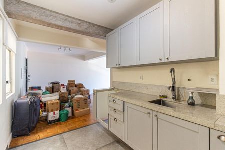 Apartamento à venda com 64m², 1 quarto e 1 vagaCozinha