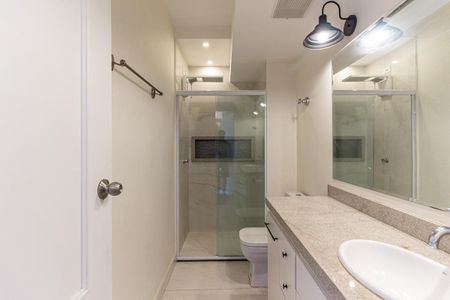 Apartamento à venda com 64m², 1 quarto e 1 vagaBanheiro