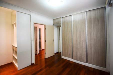 Apartamento à venda com 87m², 2 quartos e 2 vagasSuíte